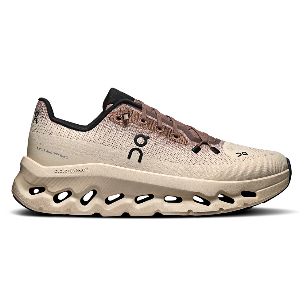 On Cloudtilt | Foot Locker CA
