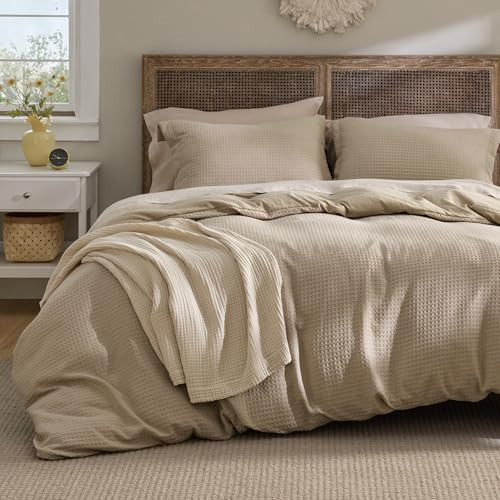 Bedsure Luxury Waffle Duvet Cover King Size - Textured Duvet Cover Set, Soft, Breathable Bedding Set (104"x90") with 2 Pillow Shams for All Season, Khaki, Comforter Not Included | Amazon (US)