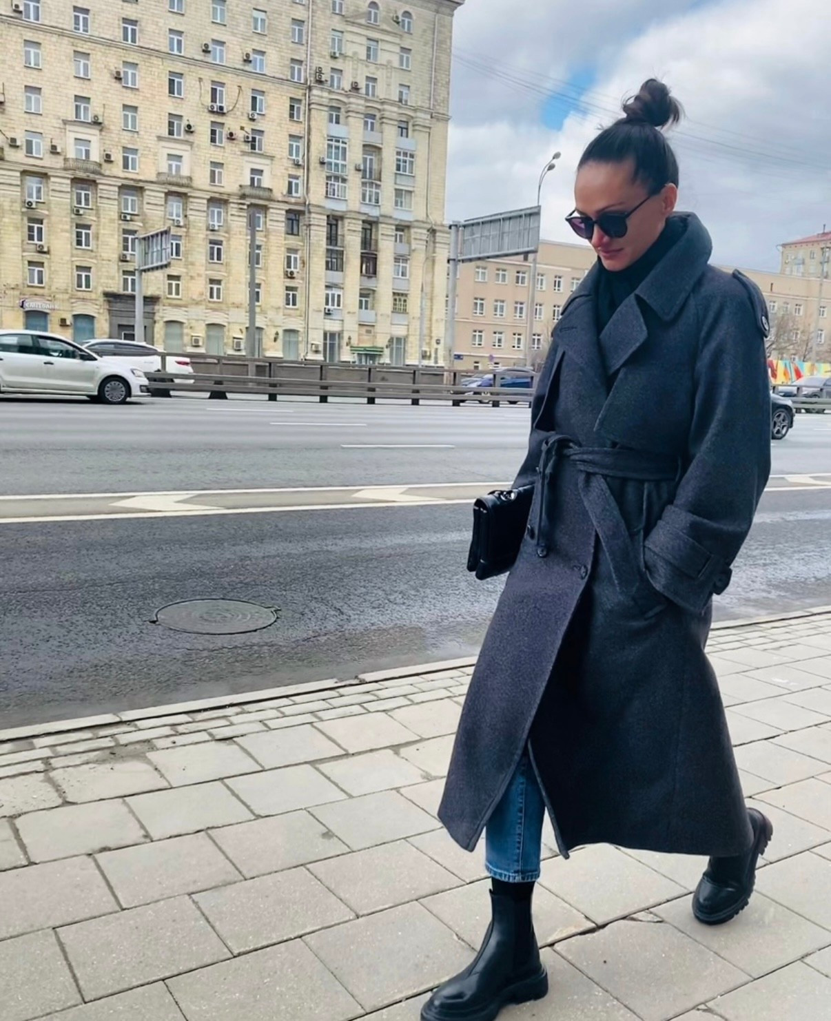 Cold-weather uniform: a long tailored coat, easy denim, and classic chelsea boots that go with everything.
Clean, minimal, effortless — my go-to city look for fall & winter.
Shop the exact pieces and similar styles below 🤍🖤

#LTKselfcare #LTKootd #LTKCyberWeek