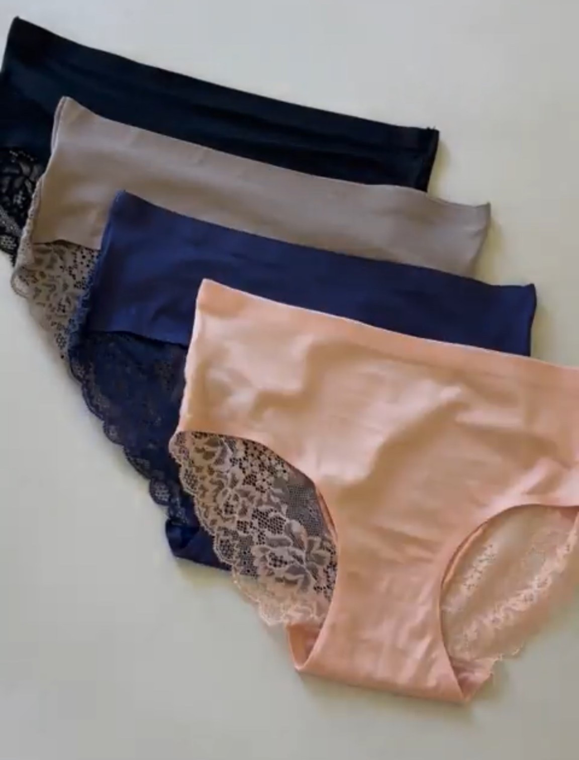 Scroll to shop!! Follow for more!! Xo! ✨

#LTKgrwm #LTKmomlife #LTKdayinmylife