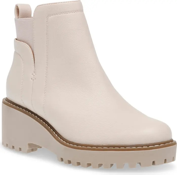 Rielle Lug Sole Chelsea Boot (Women) | Nordstrom Rack