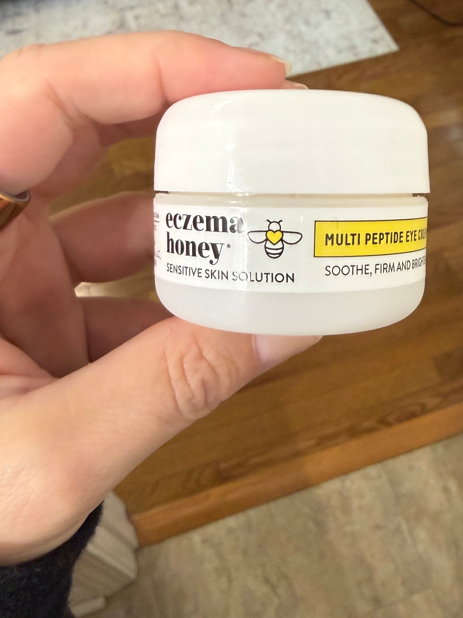 Like clockwork, as soon as the weather cools down, I get a tiny patch of eczema on each eyelid. This eye cream is safe for eyelids (not all are!), is soothing, and does not burn!

#skincare #eyecream #beauty #amazon #ulta

#LTKFindsUnder50 #LTKSeasonal #LTKBeauty