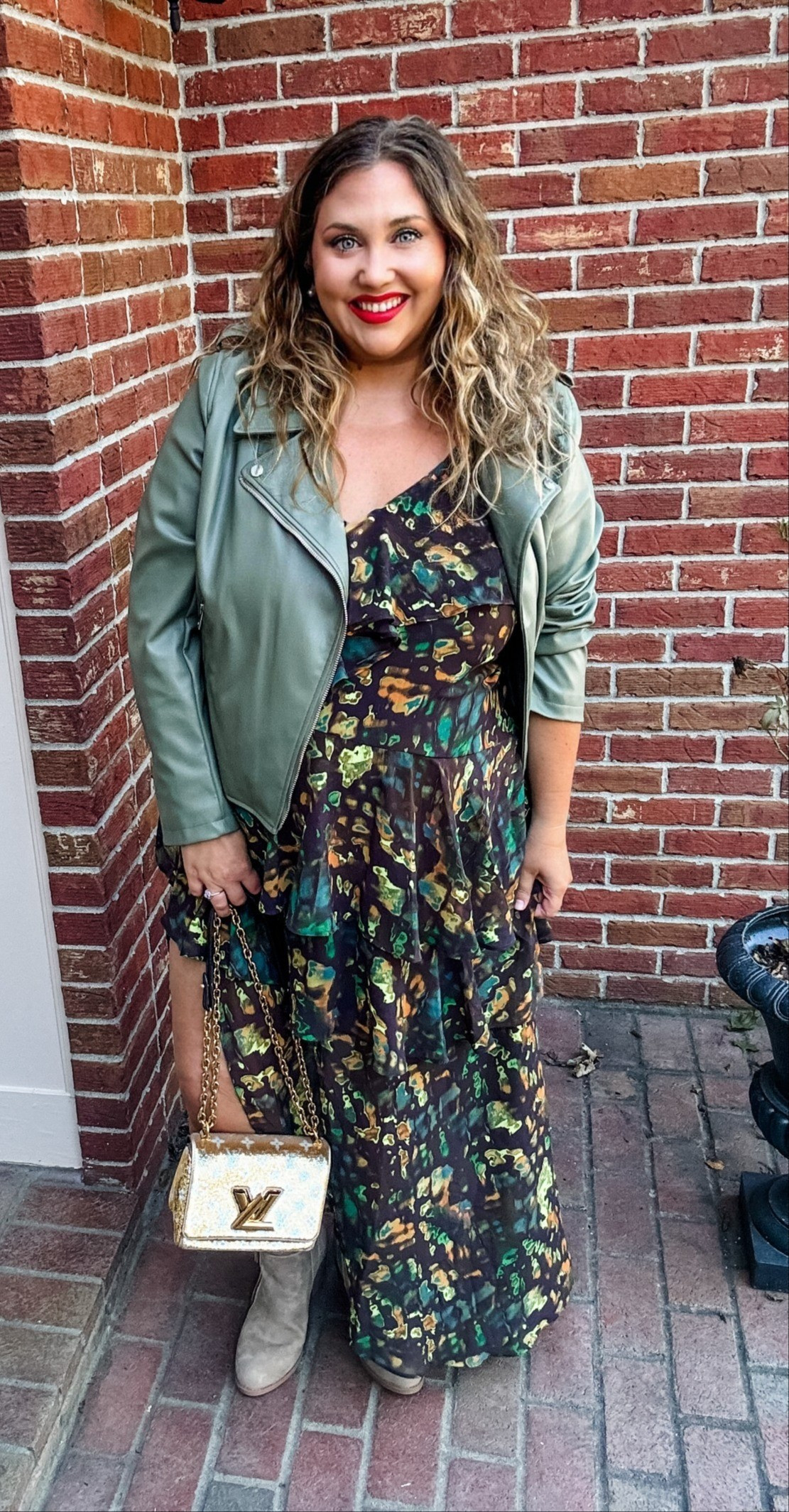 These Drop items and Boots giffed from @monroeandmain are still giving me ALL the fall FEELS! #livinglargeinlilly #fall #plussize #midsize #amazonfashion #founditonamazon 

#LTKSeasonal #LTKMidsize #LTKPlusSize