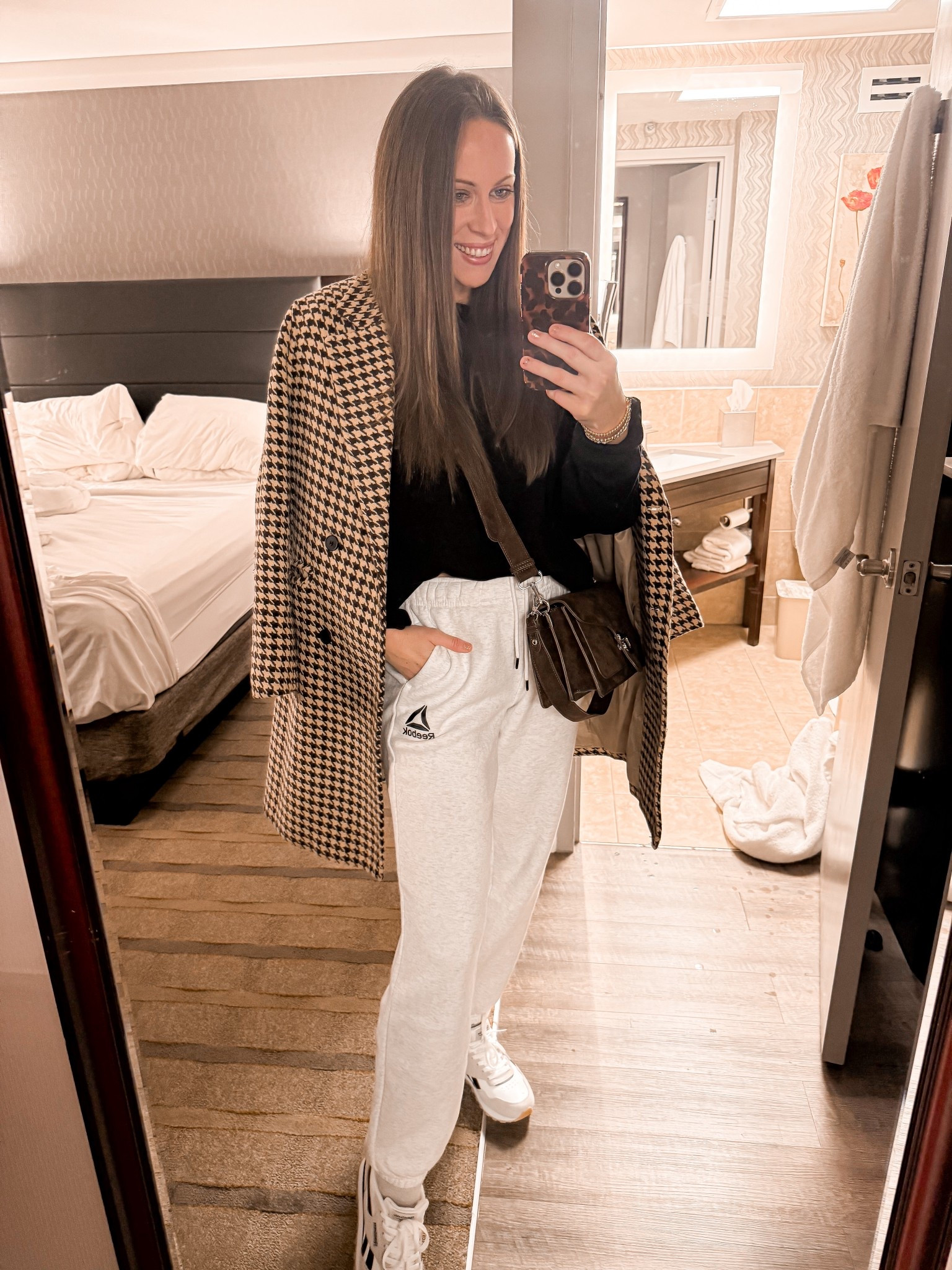 Travel outfit 🤍

Trench coat, plaid coat, Reebok fashion, Reebok sneakers, Walmart fashion, lounge pants, gray sweatpants, black sweatshirt 

#LTKFindsUnder50 #LTKGiftGuide