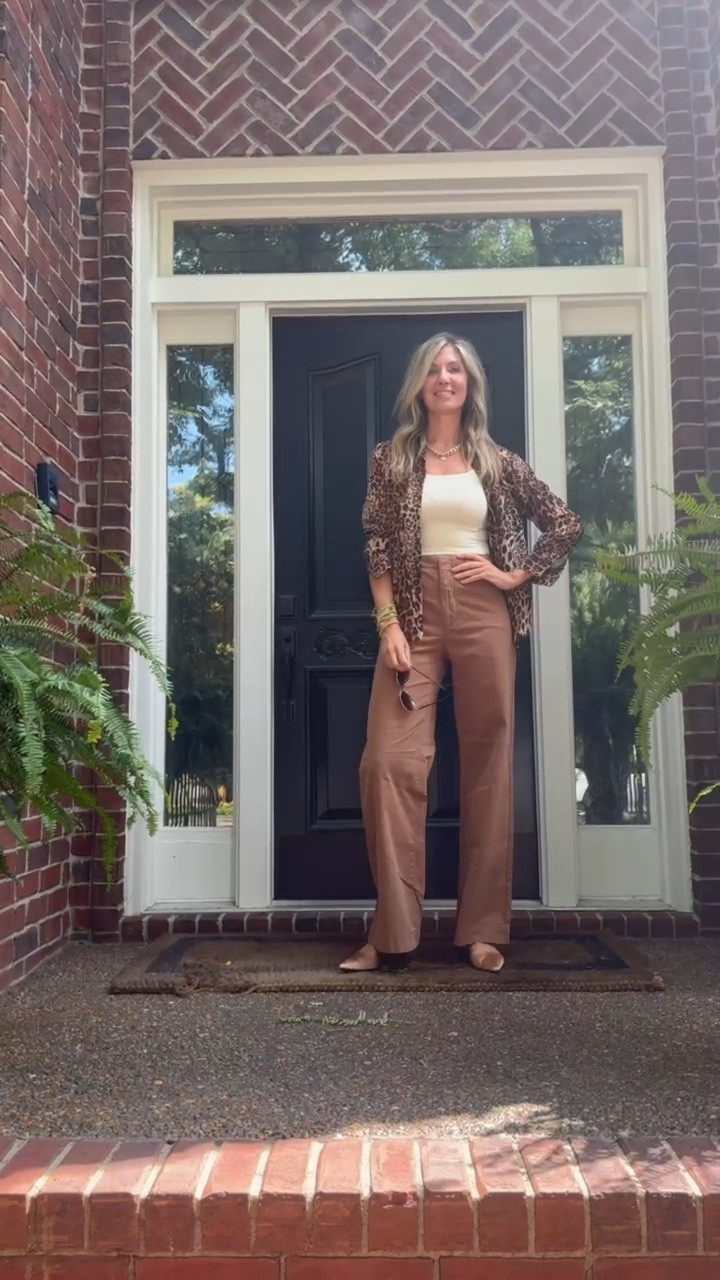 Fall Outfit
…
Love this fall look featuring one of fall’s hottest trends… Leopard Print 🐆 

#LTKStyleTip #LTKOver40 #LTKSeasonal