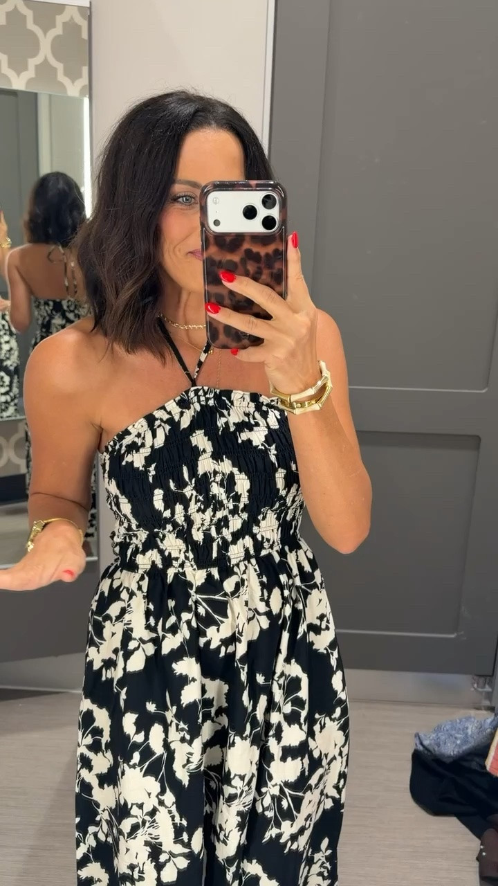 This Target maxi dress is one of my favorites! It’s lightweight, flattering, and has pockets. Such an easy dress to throw on and look put together.

✨ Wearing an XS
✨ 5’3” for reference

#TargetStyle #TargetFinds #TargetFashion #TargetNewArrivals #MaxiDress #SummerStyle #VacationStyle #AffordableFashion #EverydayStyle #LTKStyle #LTKCreator #LTKFashion #StyleOnABudget #FashionFinds