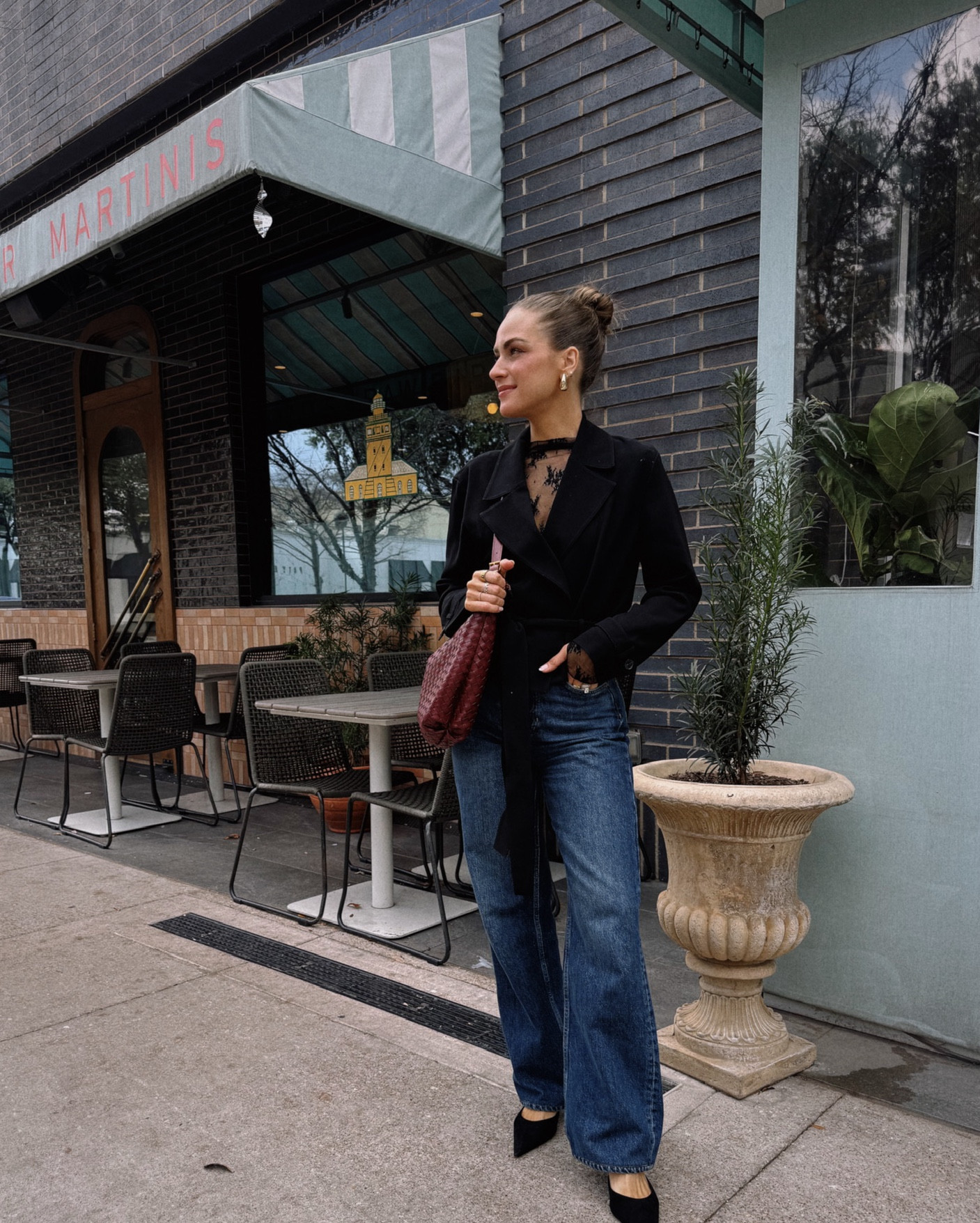 GDWM ✨ headed out for lunch 
Jacket S 
Top S
Jeans 26


#LTKgrwm #LTKootd #LTKdayinmylife