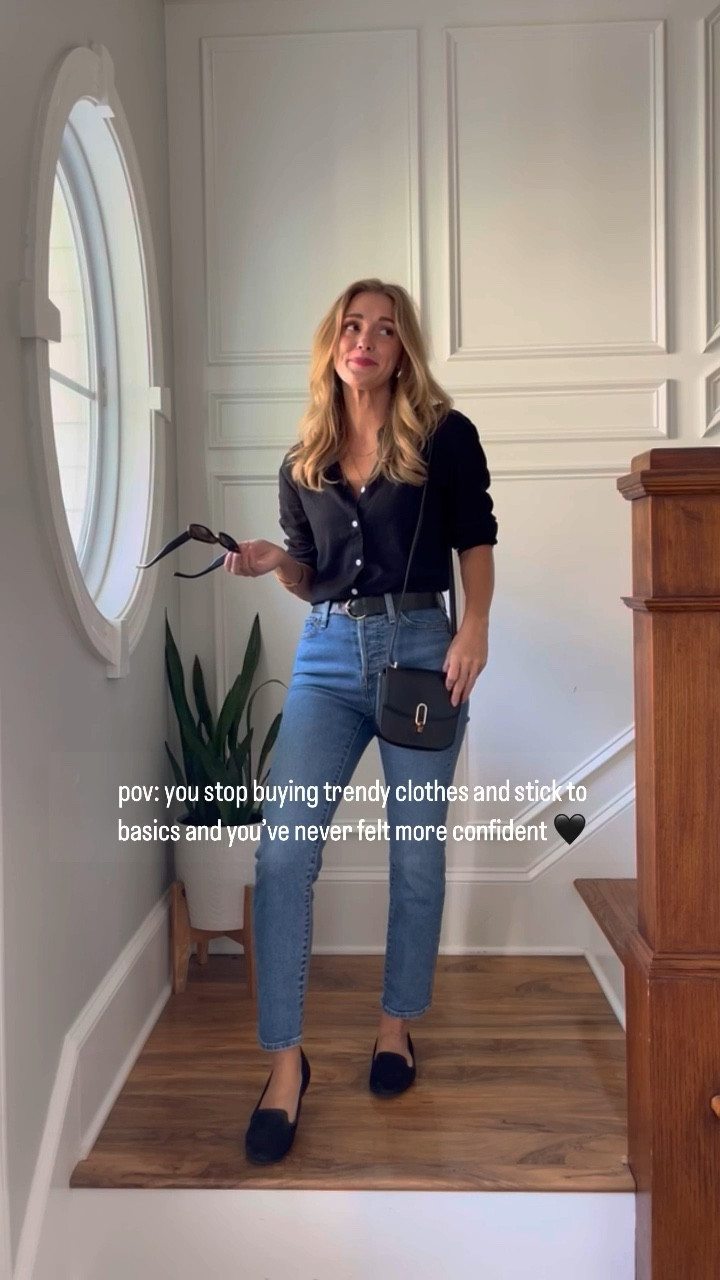 you know what never makes it to my donations pile? basics. basics never go out of style 🙌🏼
+linked in bio
.
.
.
.
.
#basicfit #basic #fyp #trending #style #capsulewardrobe #explorepage #explore #wardrobe #ootd #ootfashion #ltk #ltkfashion #amazon #levis 

#LTKfindsunder100 #LTKstyletip #LTKfindsunder50