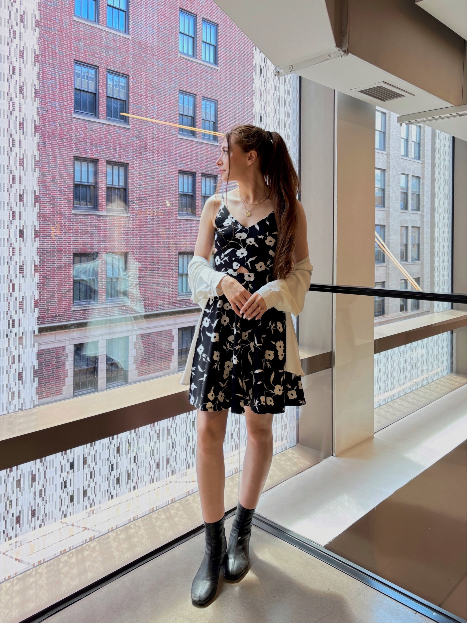 Spring/summer outfit 🌸 Original boots and dress are out of stock. Tagged dress and boots are a replacement. The original dress brand is “Soprano”.