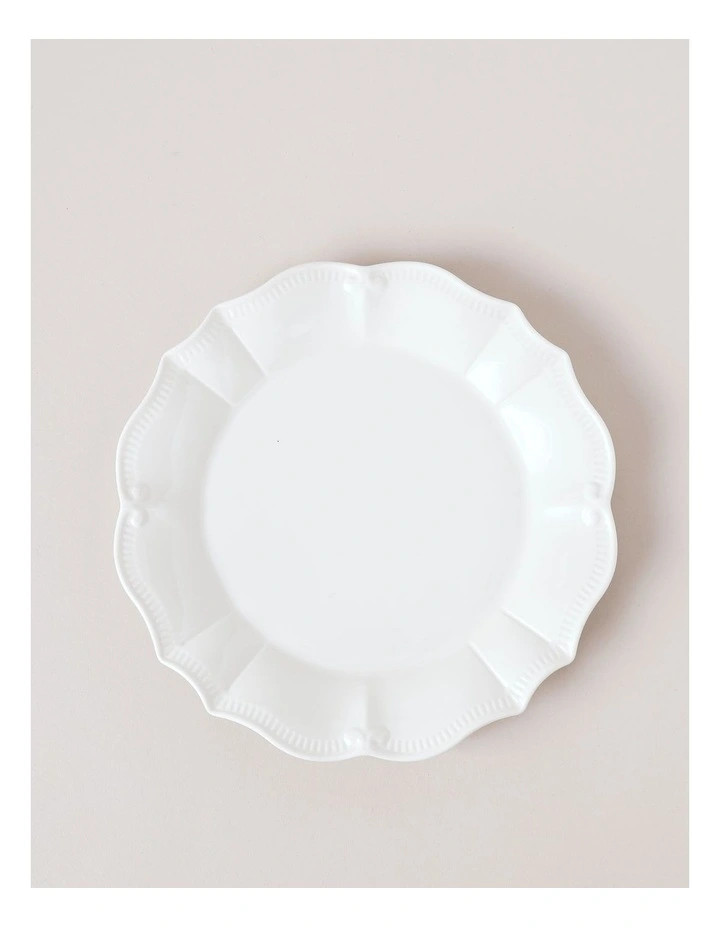 HeritageBella Scalloped Dinner Plate in White | Myer