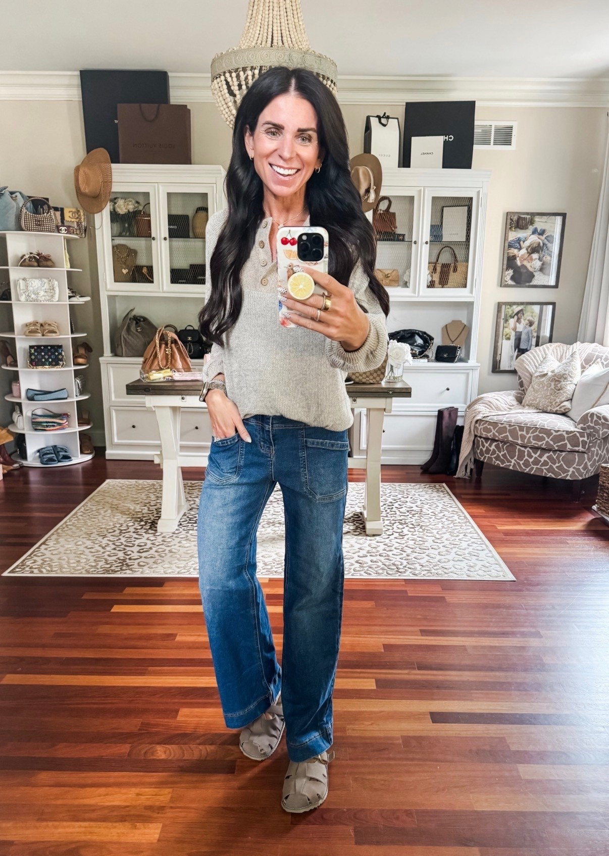 This look for less top is too cute 

#LTKSeasonal #LTKmomlife #LTKgrwm