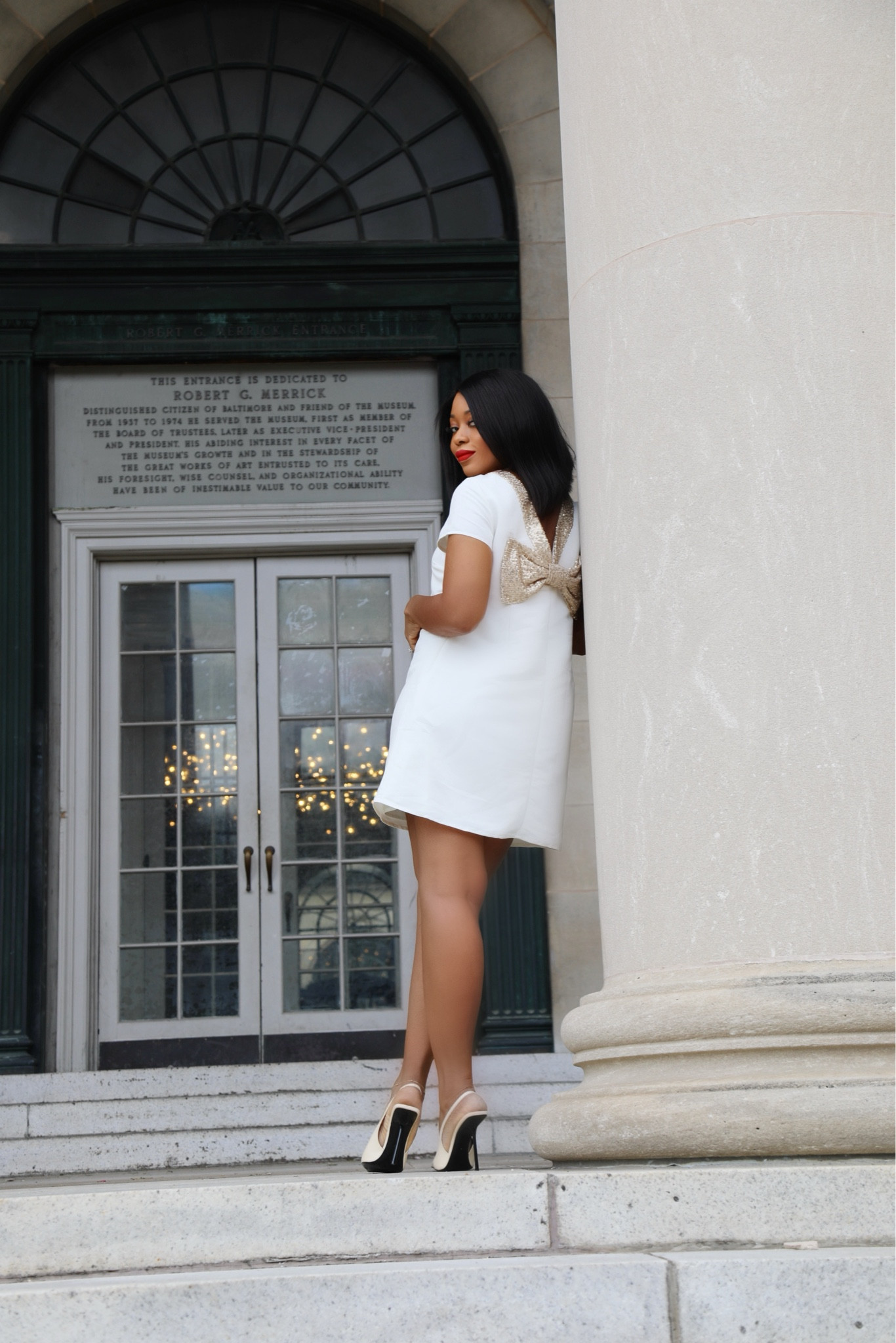 My favorite holiday is around the corner and the bow dress is perfect for celebration. I love the white with a touch of sparkle. 

Check out the Sail to Sable x Style Charade Holiday Collection launch - think sparkle, plaid and so much more. 

#partydress
#holidaysdress
#weddingguest

#LTKwedding #LTKSeasonal #LTKparties