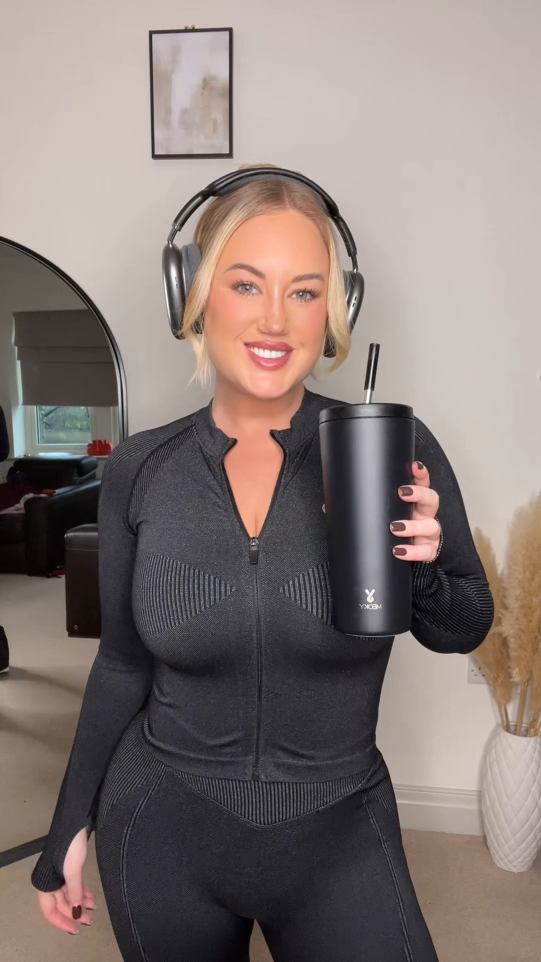 All black for the gym today 🖤

#LTKmidsize #LTKeurope #LTKfitness