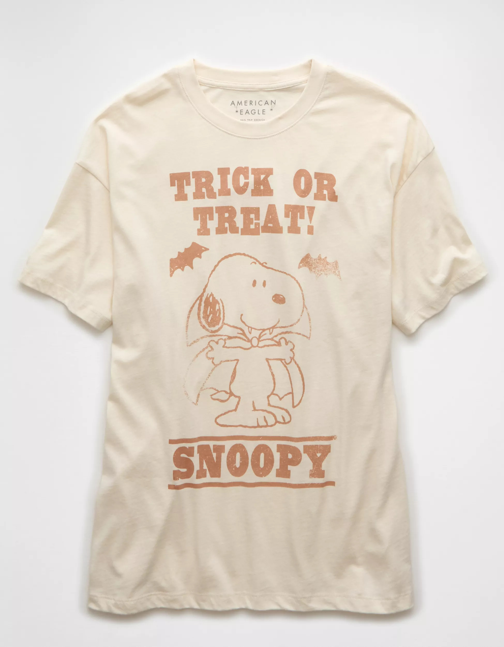 AE Oversized Snoopy Halloween Graphic T-Shirt | American Eagle Outfitters (US & CA)