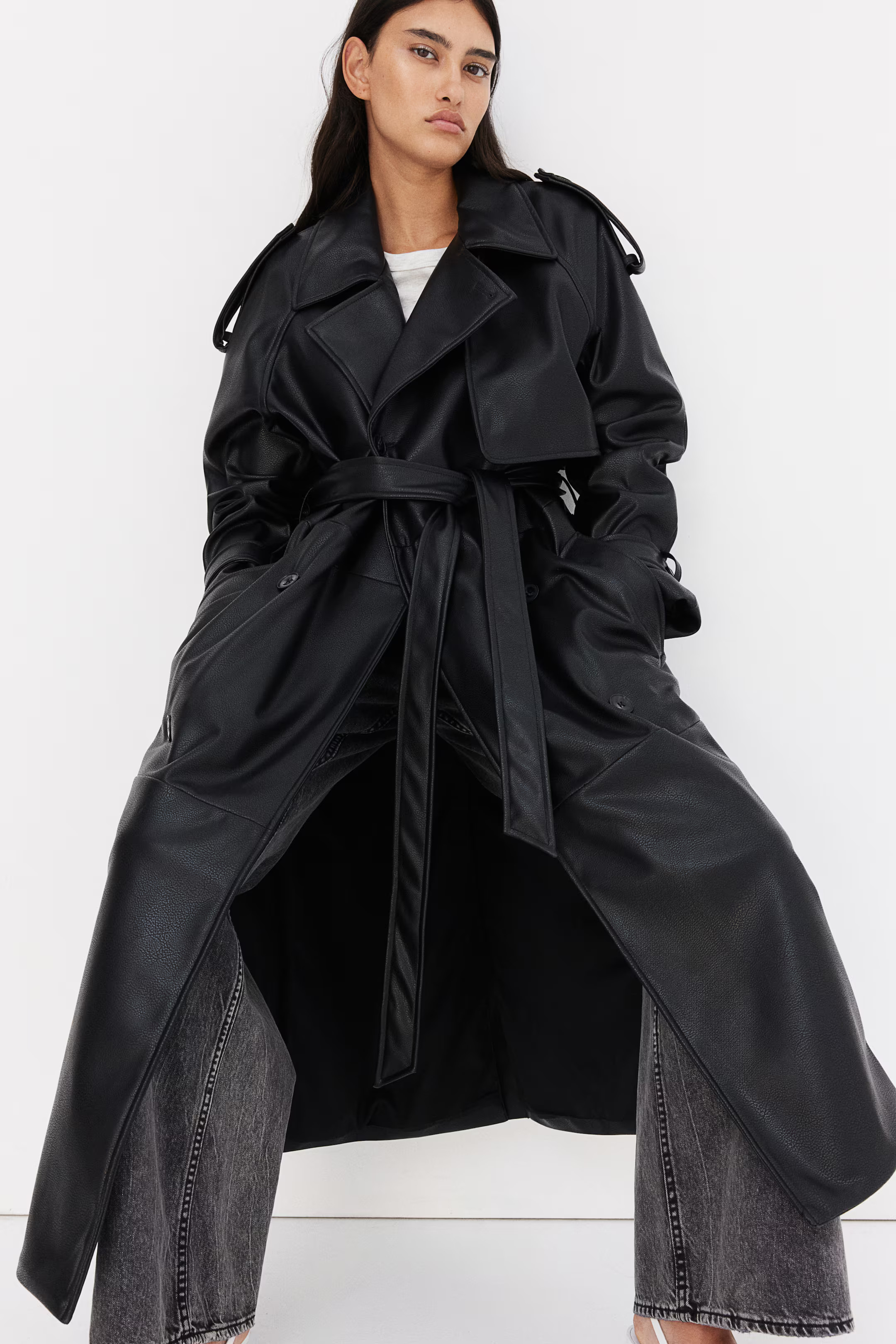 Coated trench coat | H&M (UK, MY, IN, SG, PH, TW, HK)
