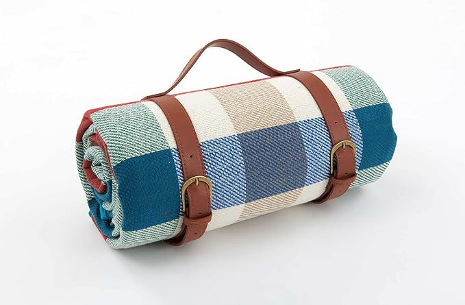 Safova Picnic Blanket, 79''x57'' Outdoor Large Beach Mat Waterproof Sandproof for 4-6 People, Fol... | Amazon (US)