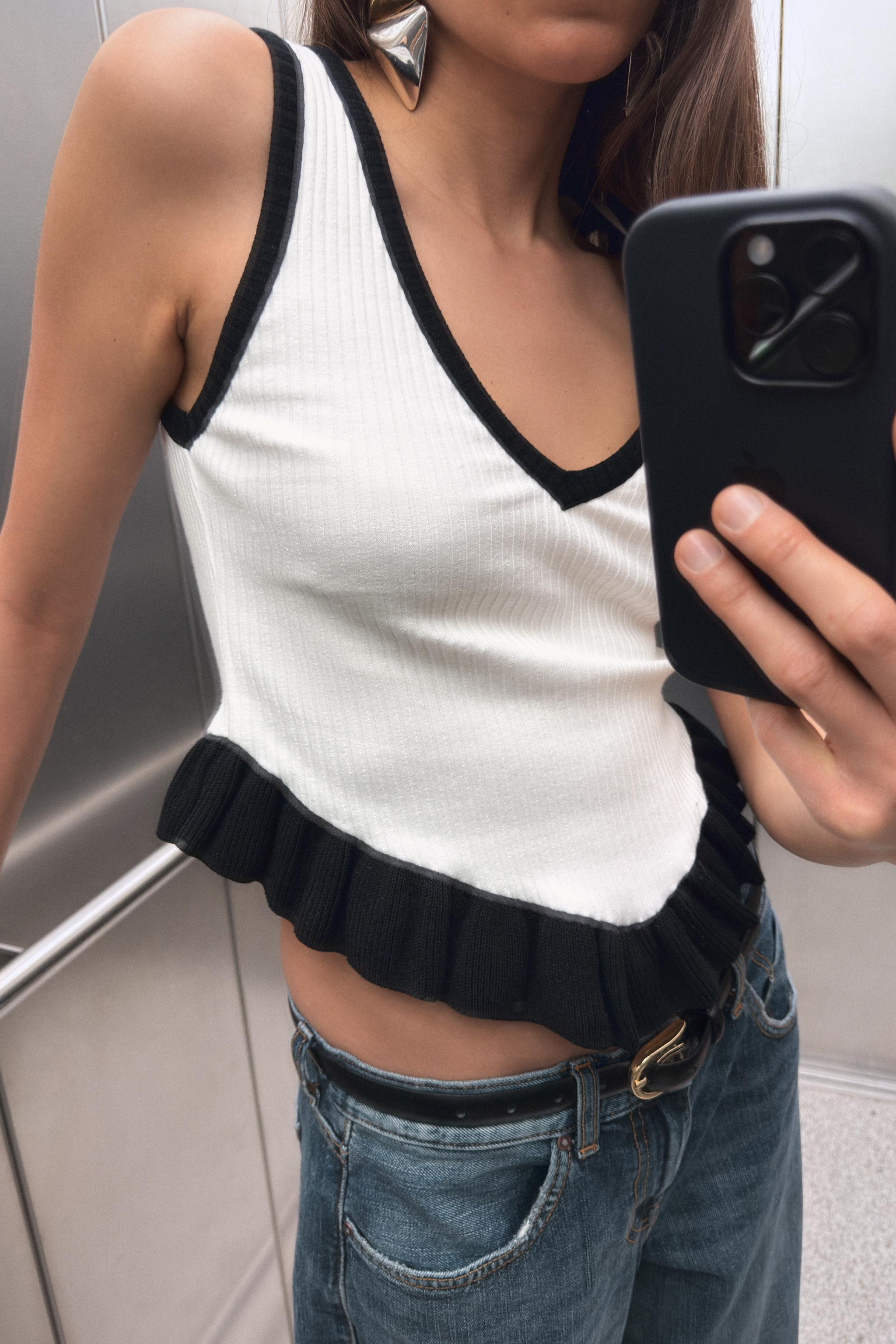 CONTRAST KNIT TOP | Zara US