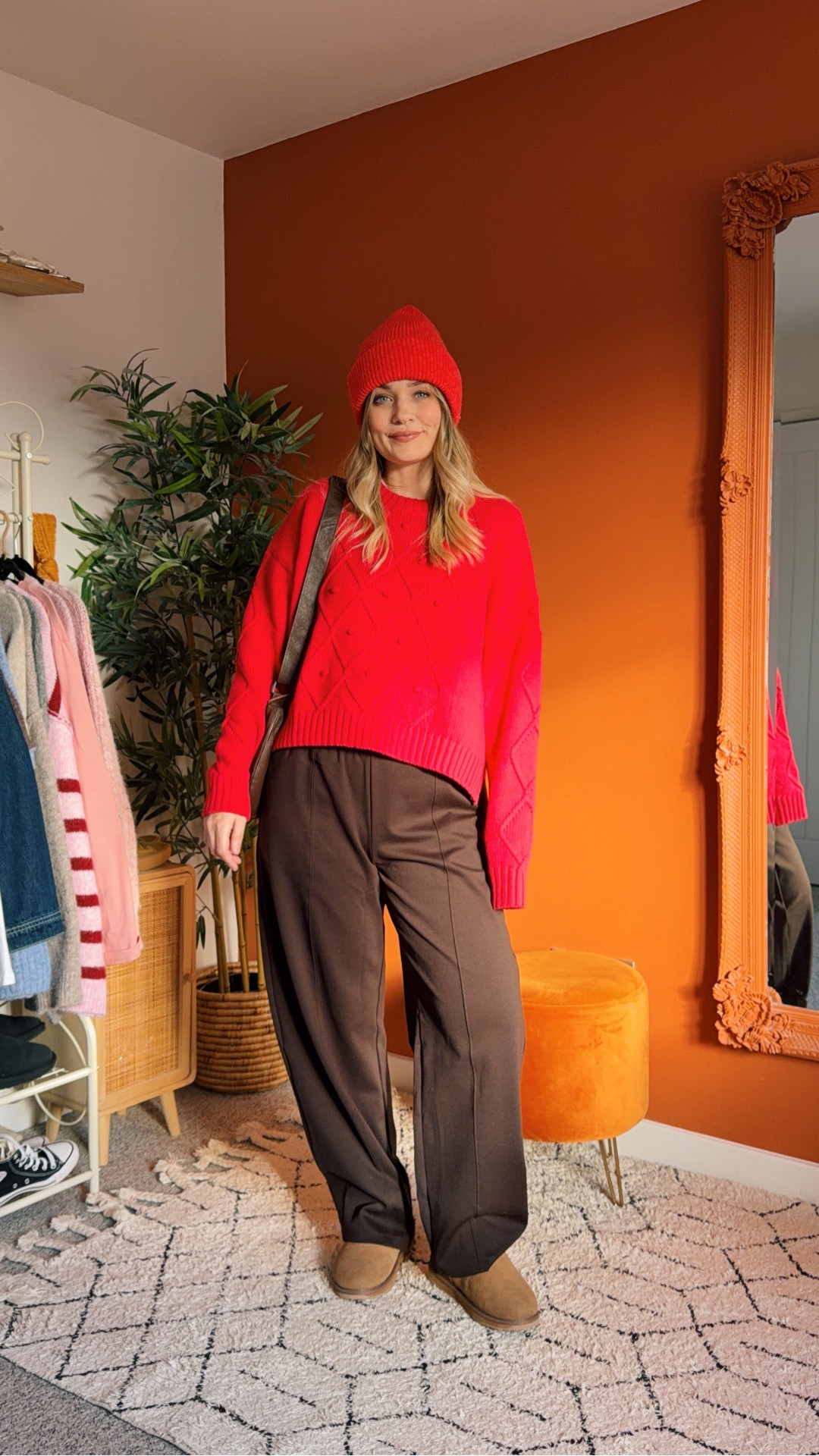 I’m wearing..
Tshirt - old h&m
Jumper - M (12/14)
Trousers - small (come up big) 
Lips - velvet teddy 

#LTKwinter #LTKeurope #LTKuk