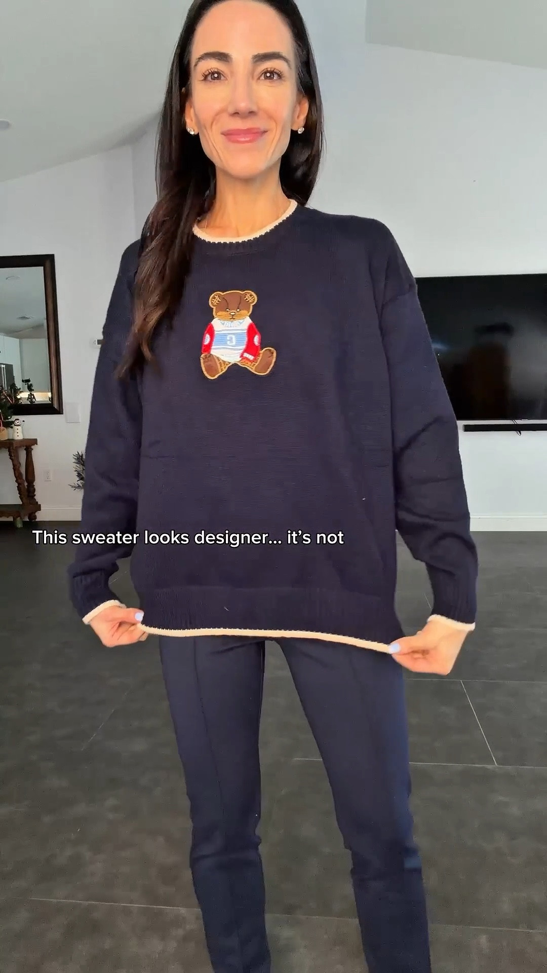 Classic Ralph Lauren–inspired vibes without the price. Lightweight, thin, and petite-friendly — I’m in an XS and it doesn’t overwhelm my 5’0 frame at all. Looks way more expensive than it is.

#LTKFindsUnder50 #LTKootd #LTKPetite