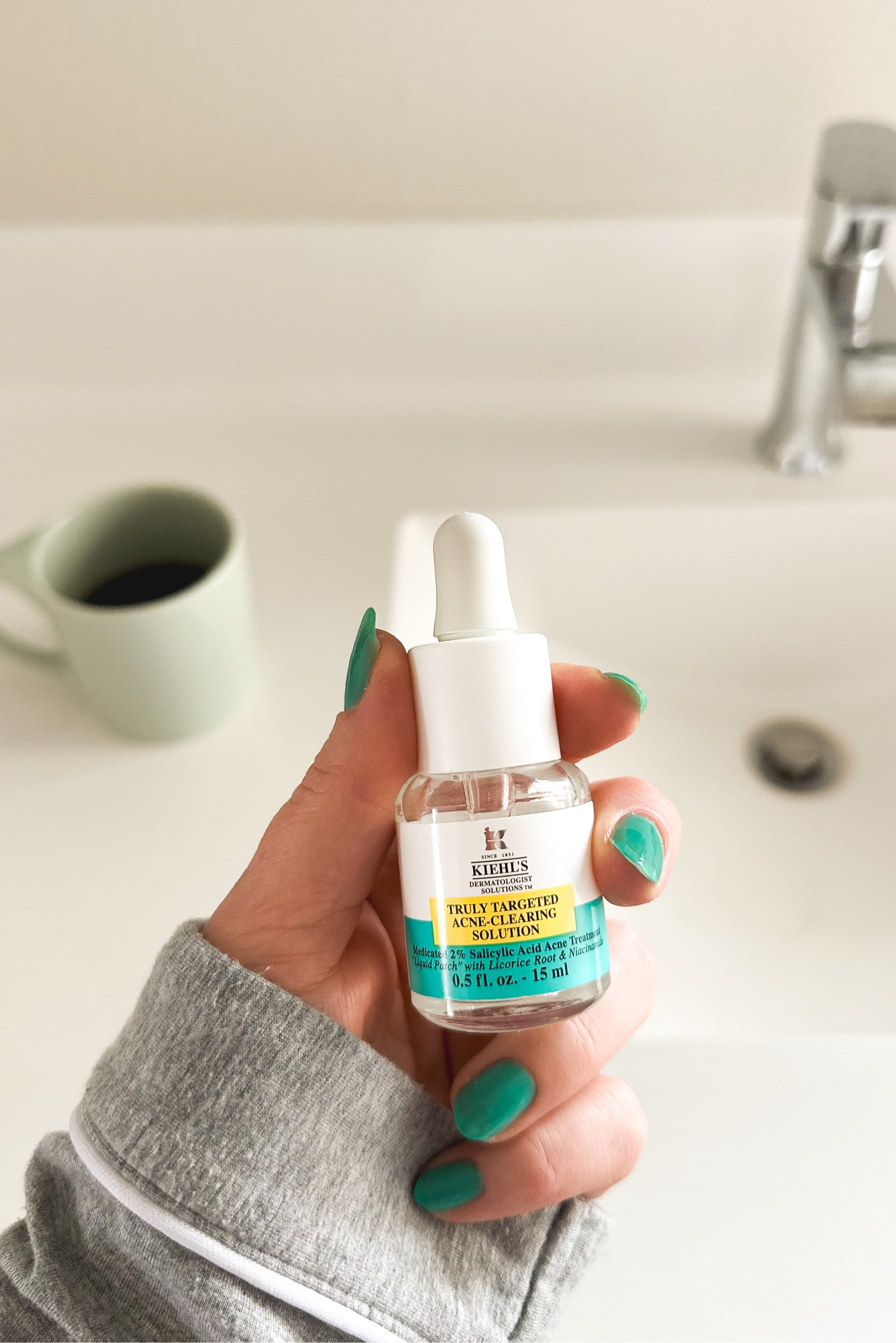 Liquid acne patch for all the anti patch people. I know some love them but if you’re like me and you can’t stand them… this is an awesome and effective alternative! 

#LTKstyletip #LTKfindsunder50 #LTKbeauty