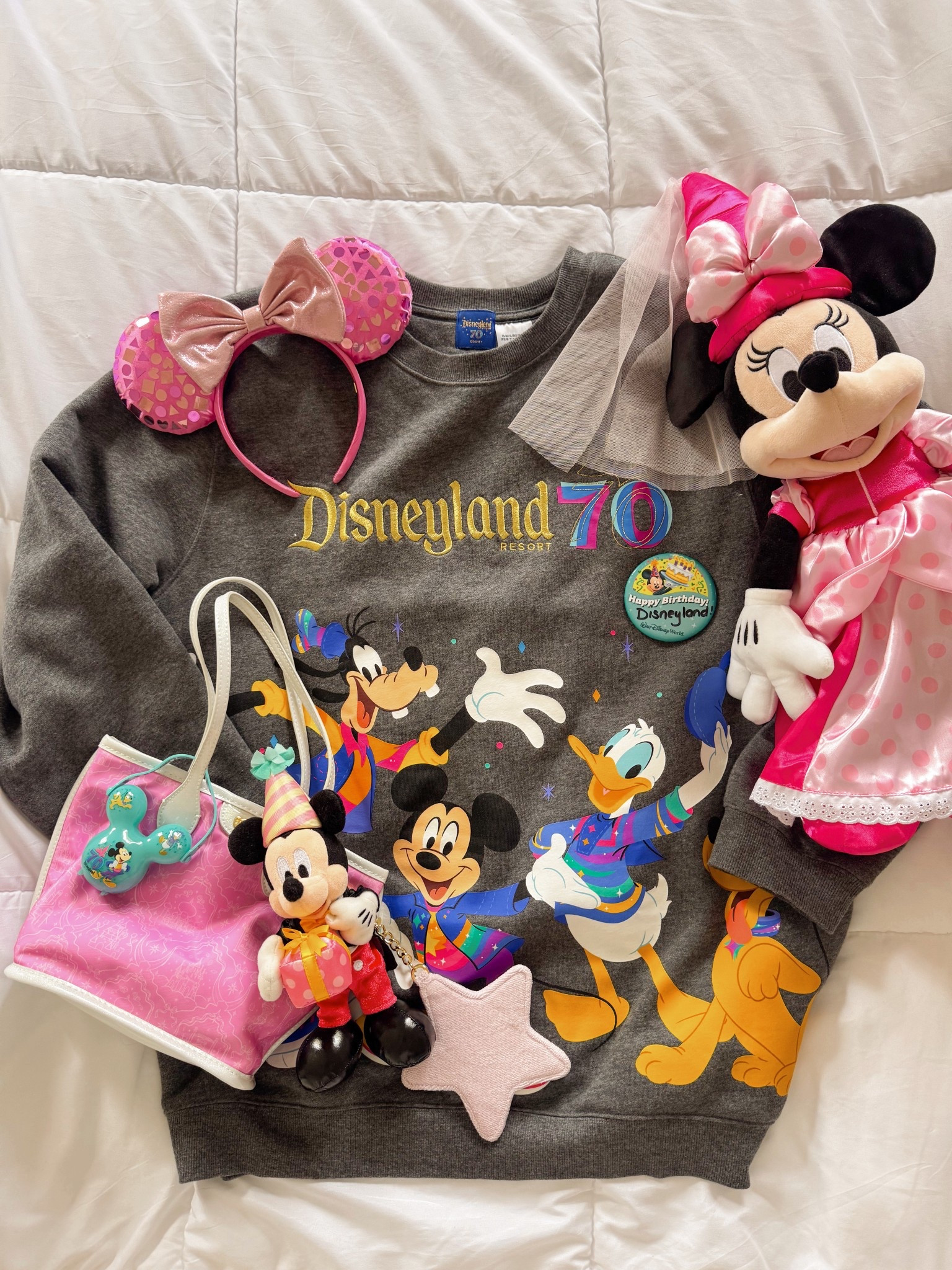 Disneyland 70 outfit idea! 🩷🩵💛

#LTKSeasonal #LTKFamily #LTKStyleTip