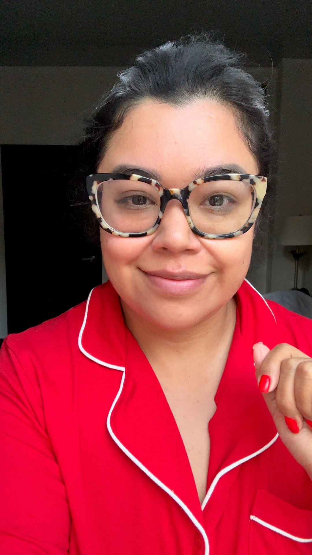 My holiday makeup routine! 

#LTKBeauty #LTKHoliday #LTKOver40