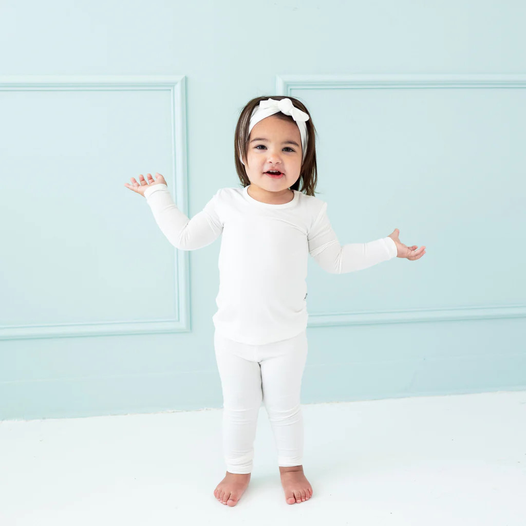 Long Sleeve Pajamas in Cloud | Kyte Baby