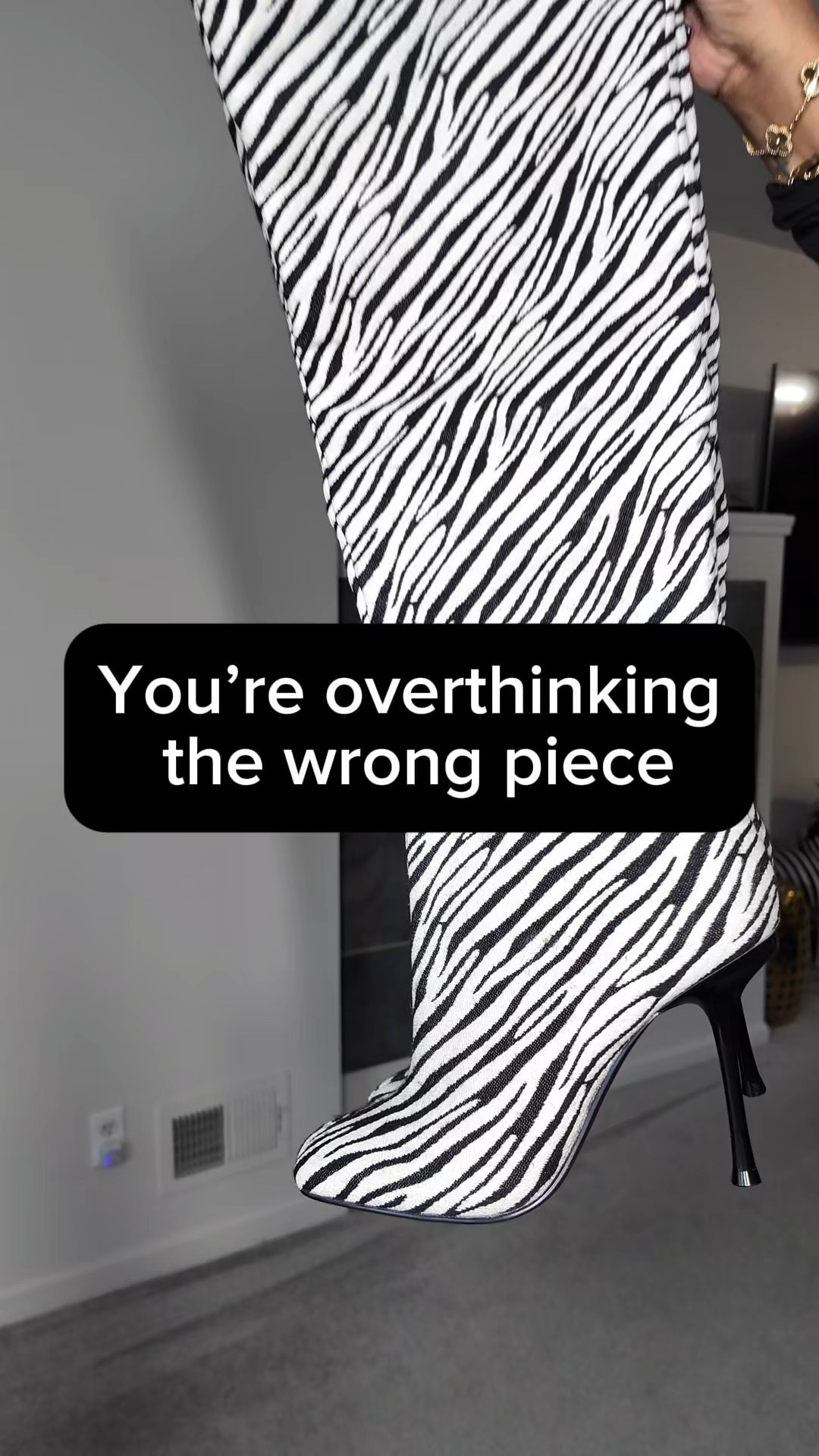 KNEE-HIGH ZEBRA BOOTS 3 WAYS! 


#LTKShoeCrush #LTKStyleTip