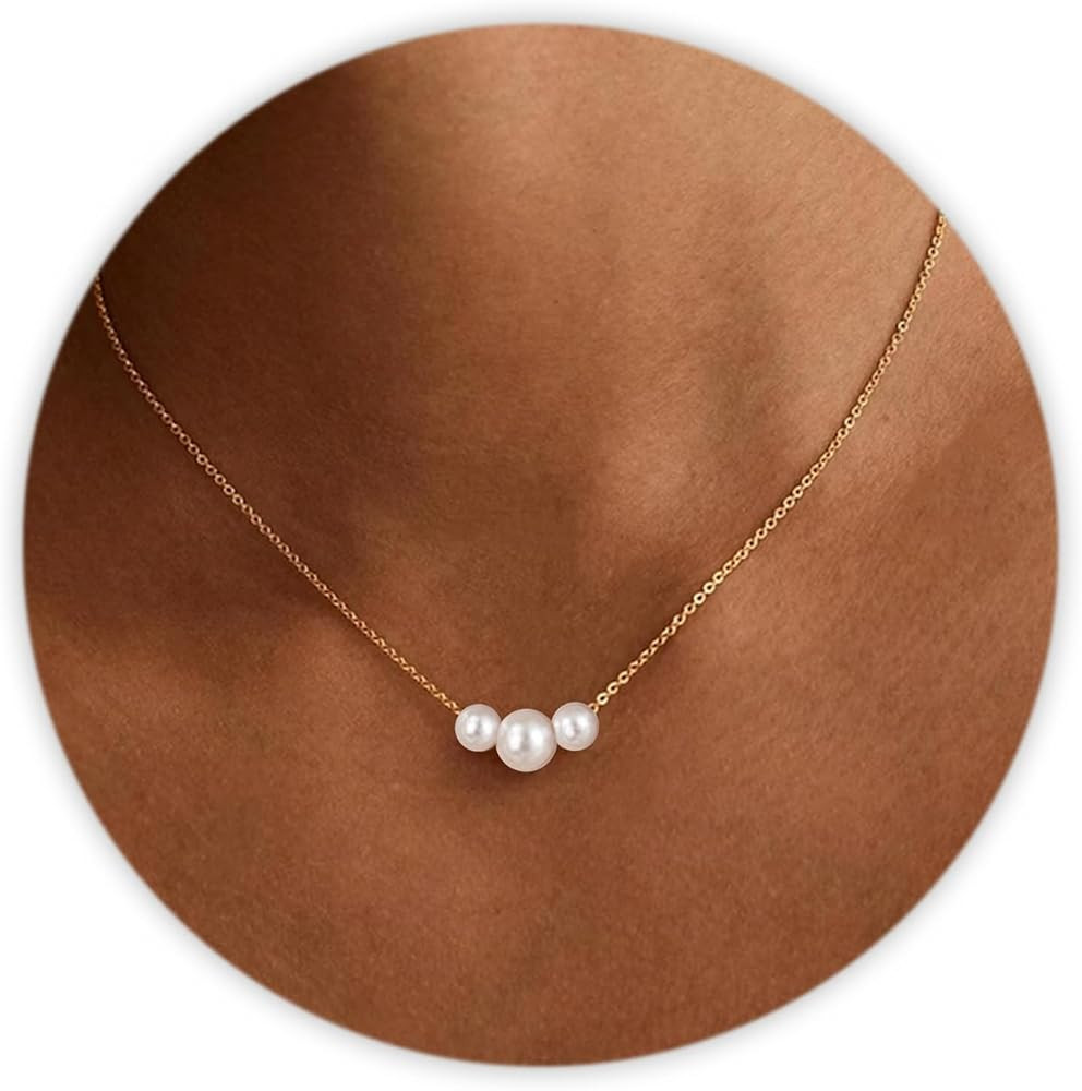 SmileBelle Pearl Necklaces, Daisy Pearls Choker for Women's Pearl Strand Necklaces as Silver and ... | Amazon (US)