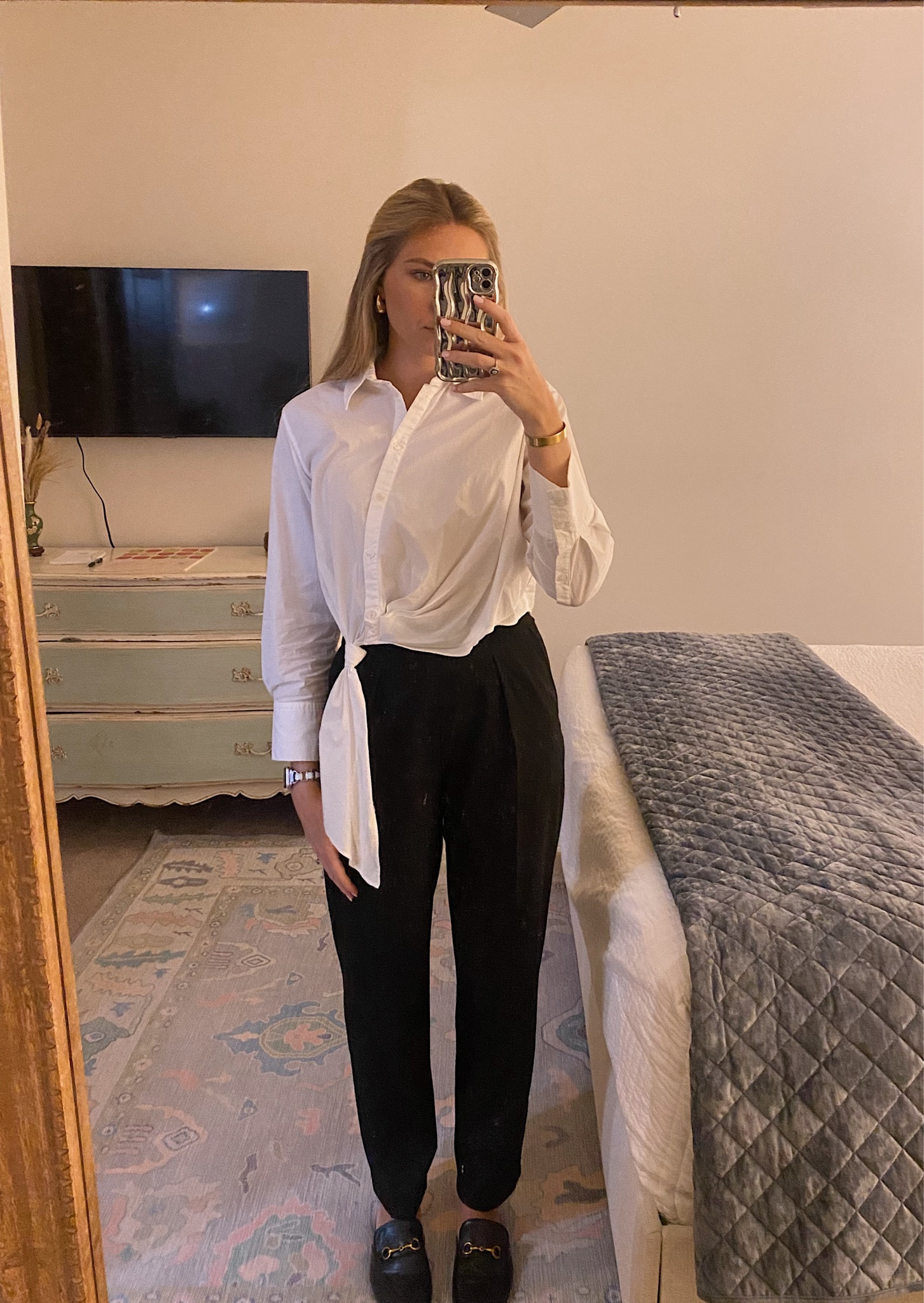 Work Wear! Top and pants are Zara.

work wear // business casual // summer to fall // affordable 

#LTKSeasonal #LTKFindsUnder100 #LTKWorkwear