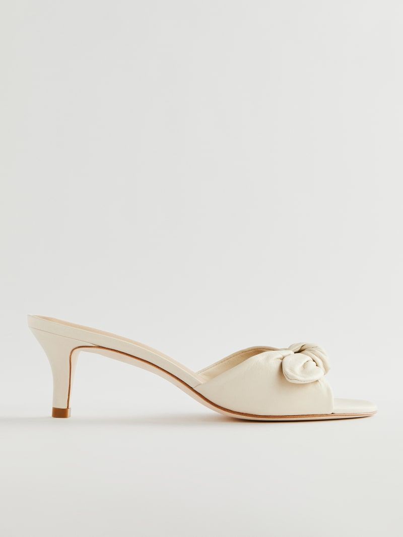 Sloane Bow Mule Sandal | Reformation (US & AU)