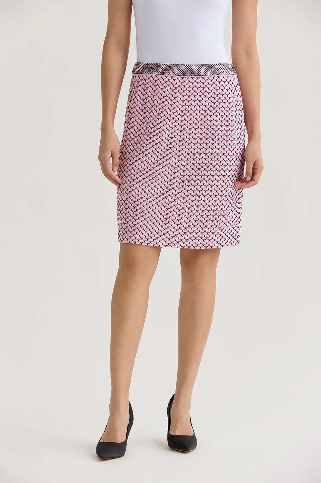 Family Savvy Shell Stitch Straight Knit Skirt | Ming Wang