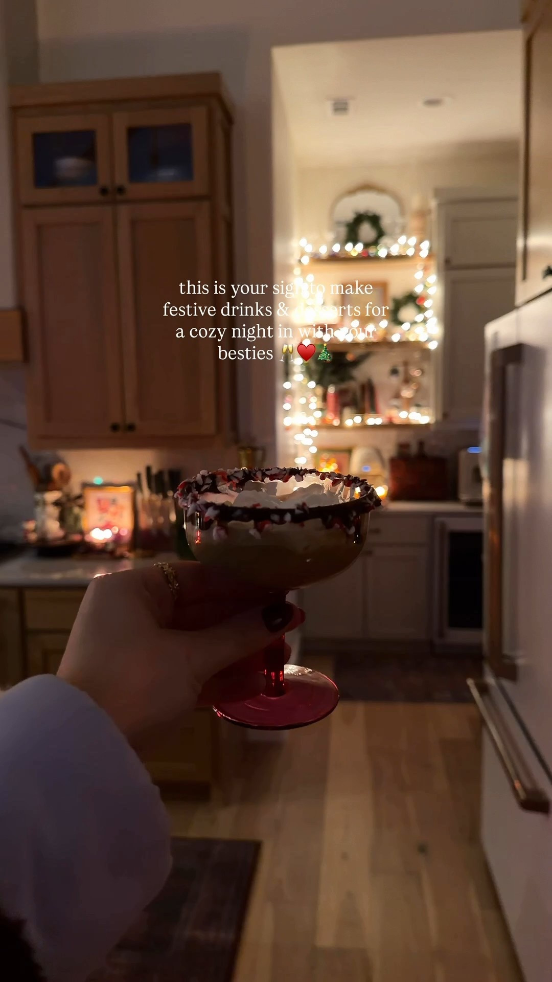 A Colorful little hosting moment… straight out of the Christmases we grew up with.
From mismatched mugs to bright serving pieces, l pulled together all my fun + nostalgic favorites from @wayfair to make this season feel playful and cozy.
Hosting doesn't have to be fancy - just warm, welcoming, and a little bit '90s Christmas magic in the best way.
#Ad #WayfairPartner #WinTheSeason #Wayfair