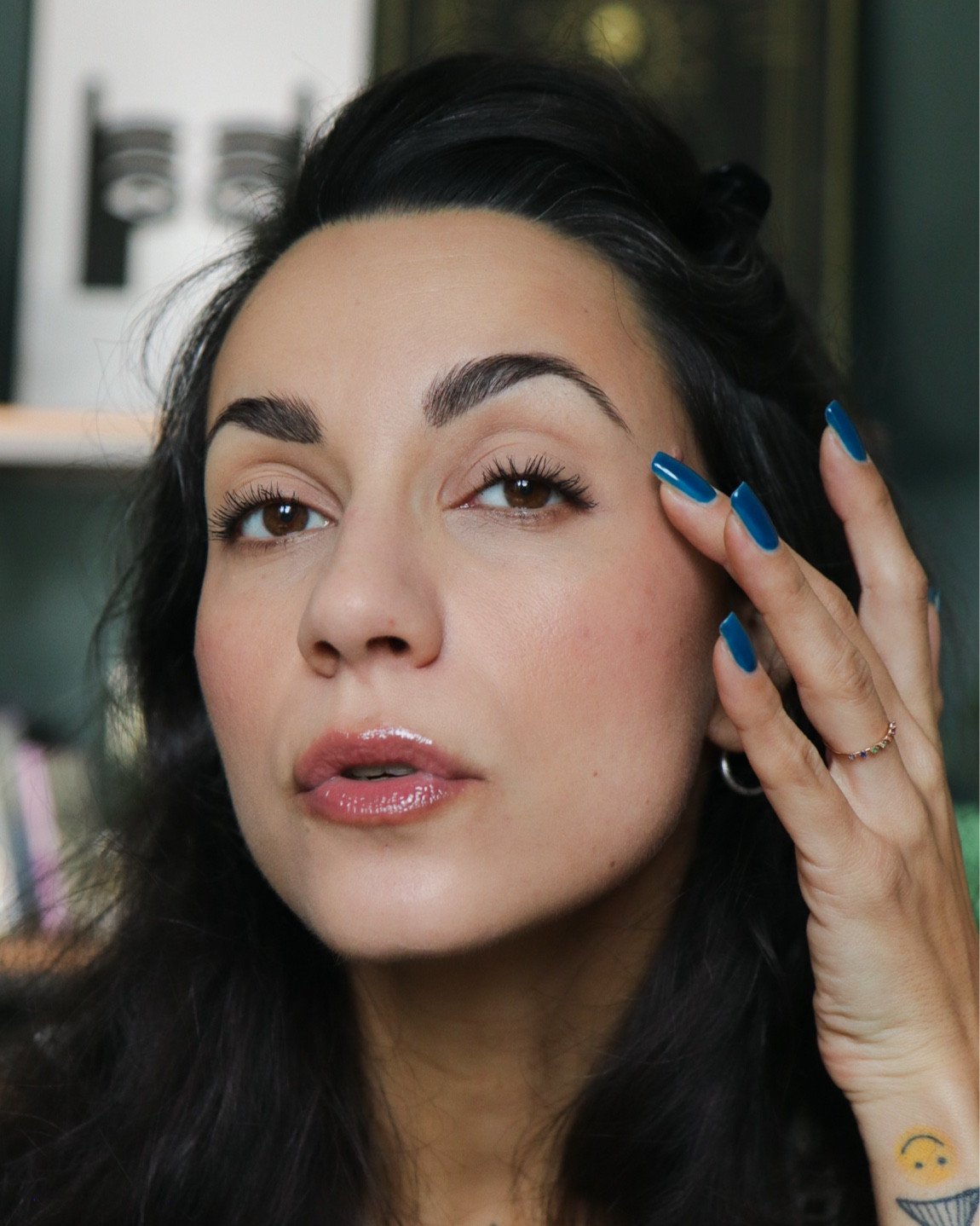 Premier test de l’anti-cernes de Haus Labs, le Triclone Skin Tech Hydrating + De-puffing ✨

TEINTES :
- Fond de teint : Santa Fe
- Gel à sourcils : Brow Sculpt de Refy
- Liner sourcils : Espresso
- Anti-cernes : 14 / Light Peach
- Blush : Colour of Dreams 
- Gloss : Rosewood 

#LTKbeauty