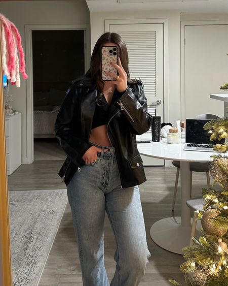 concert outfit - i’ve been loving this leather jacket lately