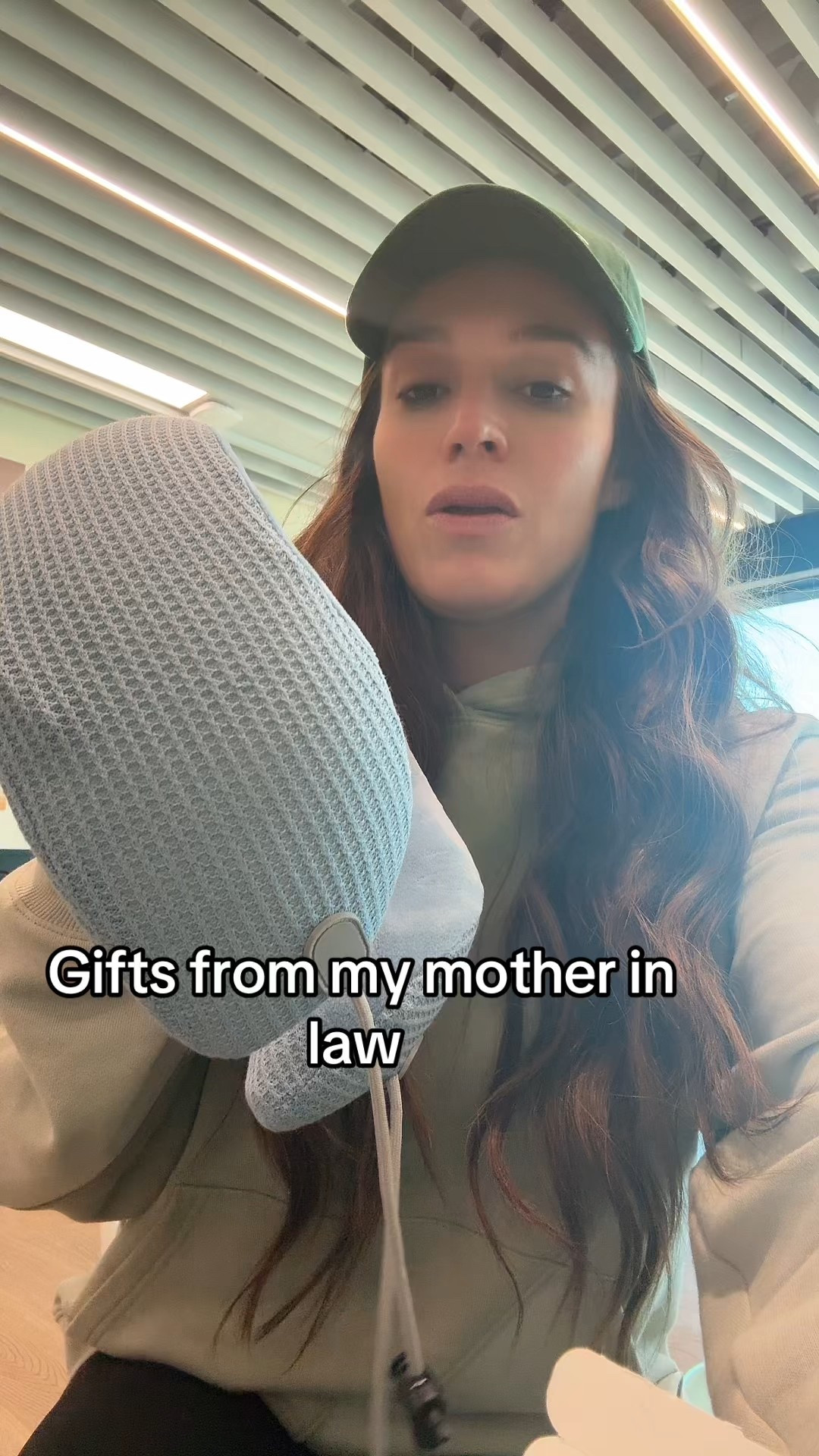 The best neck pillow for long flights !!

#LTKGiftGuide #LTKActive #LTKWedding