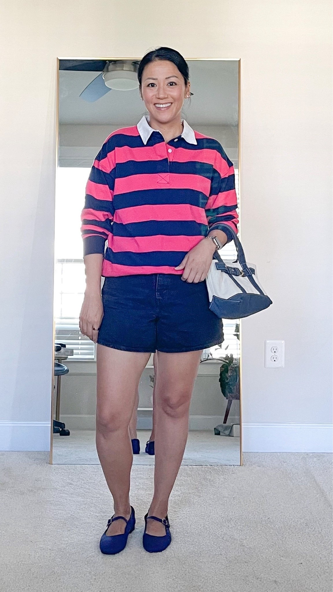 Size XS top
Size 27 shorts 
Flats are true to size

#LTKOver40 #LTKSeasonal #LTKootd
