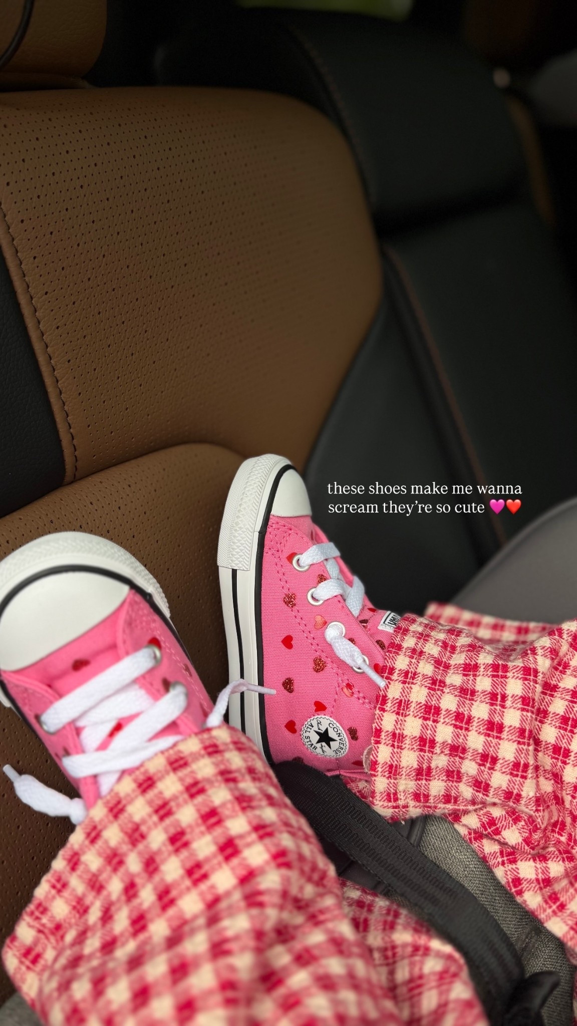 these shoes make me wanna scream they’re so cute 🩷❤️