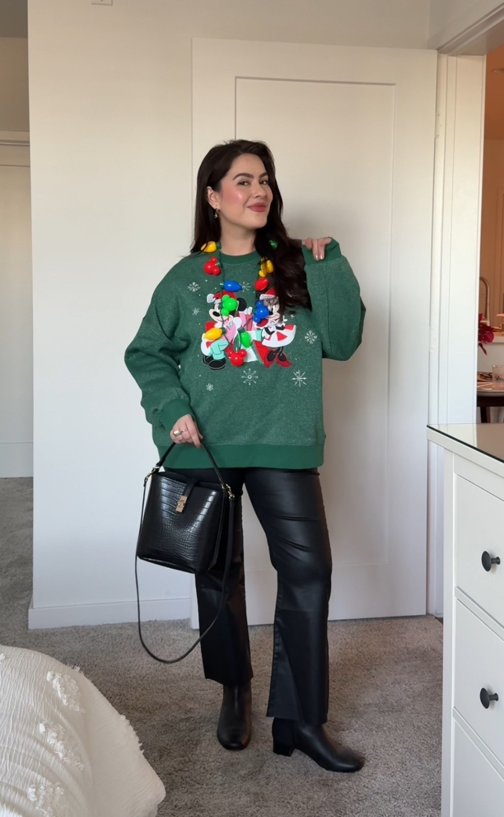 Disney holiday outfit ❤️ love these petite friendly pants (wearing size 8) perfect for a holiday crewneck or can be dressed up ✨

#LTKgrwm #LTKHoliday #LTKootd