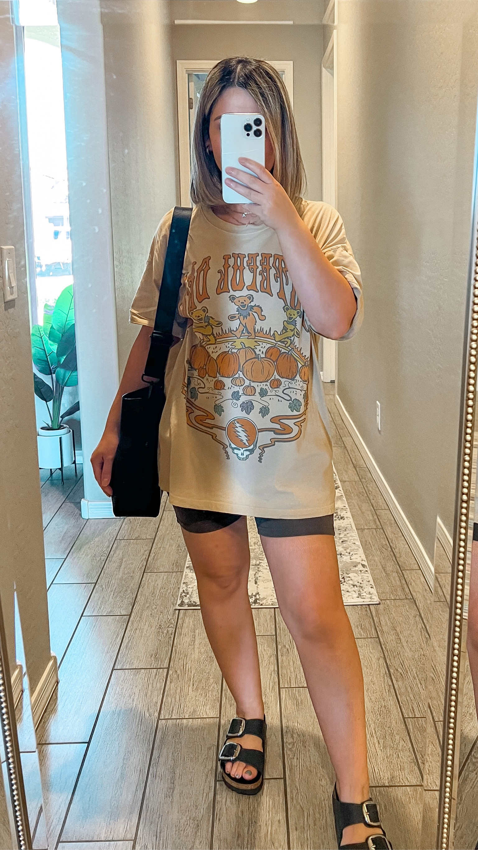 OOTD!🤎 

Shirt: M 
Shorts: S 
Bag: OAK + FORT 
Sandals: Birkenstocks 38/TTS 

#ootd #ootdideas #outfits #outfitideas #styletip #halloweentees #halloween #fallstyle #momstyle #styletip #styleideas #outfitlooks #fallseason #casualstyle #casualoutfits #everydaystyle #aerie #aerietees #aeriesale #salefinds #oakandfort #bags #mombag #mommyonthego #errandoutfits #halloweentees #halloweenshirs #fallshirts #falltees #trendy #trendystyle #Birkenstocks #blacksandals #neutralstyle 

#LTKSale #LTKstyletip #LTKSeasonal