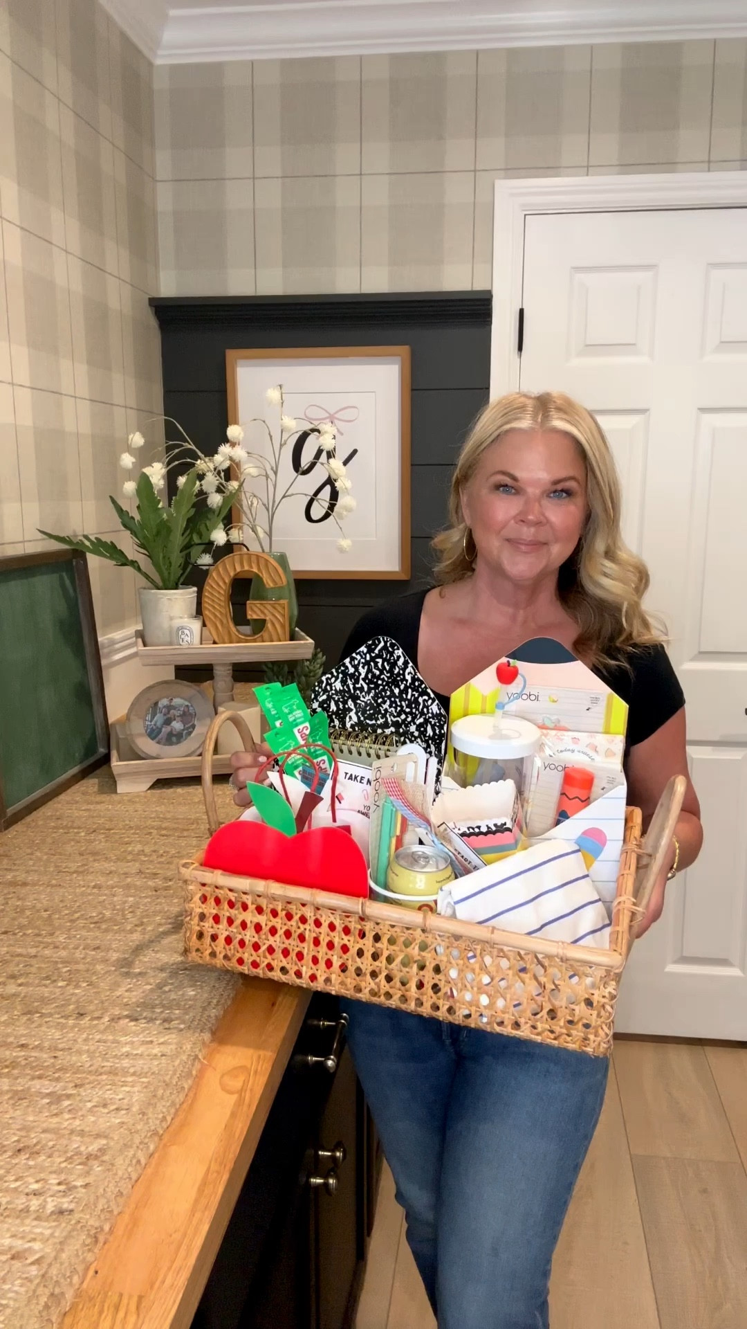 Teacher Appreciation Gift Guide! Join me for gift ideas & gift guides for every occasion 🍎✏️📚

#LTKstorytime #LTKmomlife #LTKSeasonal