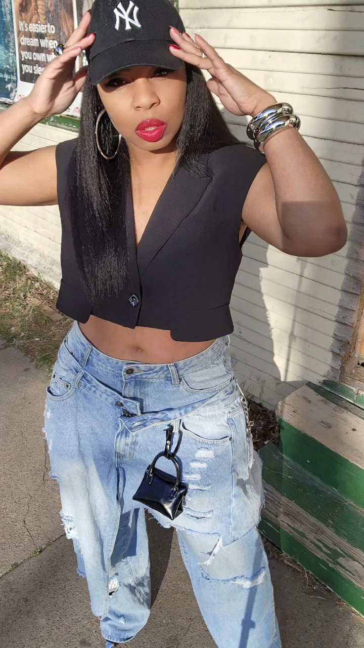 Why pay more when a dupe does the job? Fully in my baggy denim era, and these are it. Saved over $300 with the SHEIN dupe.

#LTKstorytime #LTKvlog #LTKSaleAlert