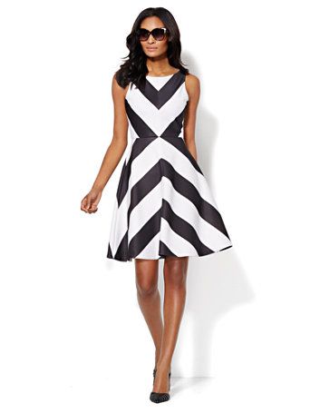 Chevron-Stripe Sleeveless Fit & Flare Dress | New York & Company