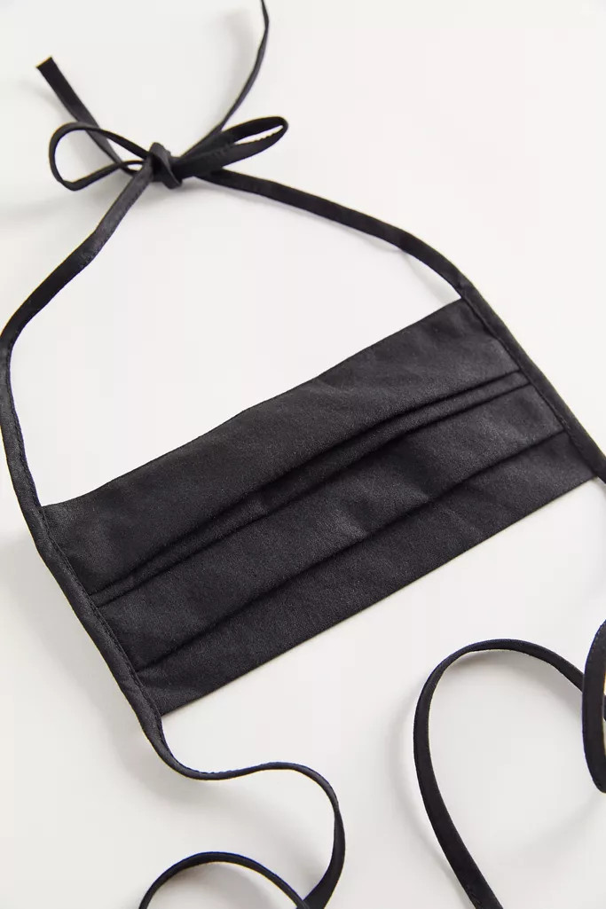 Solid Reusable Face Mask | Urban Outfitters (US and RoW)