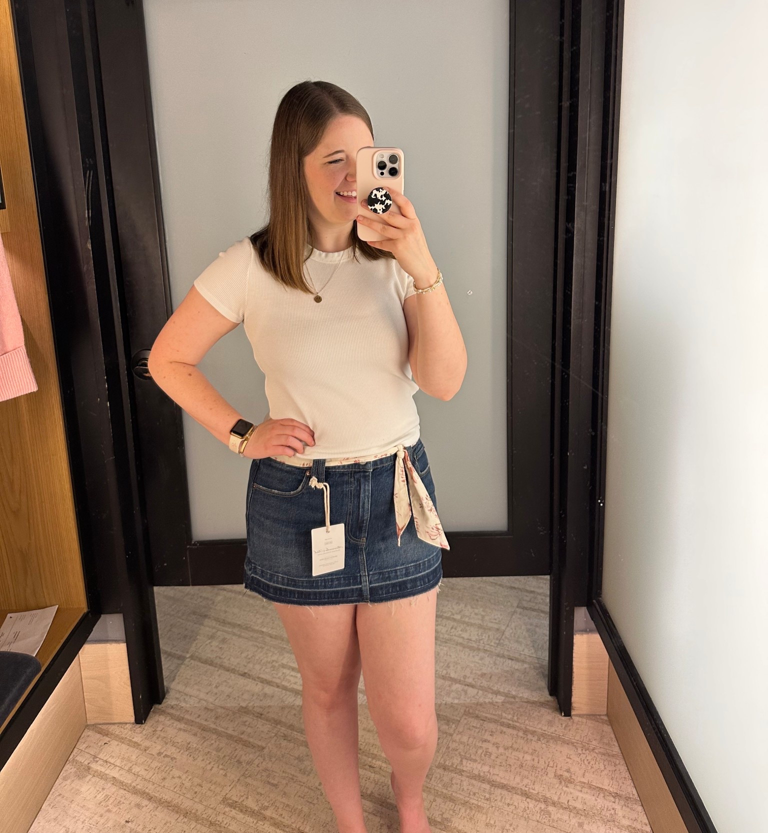 This midi belted scarf skirt is adorable!! I’m wearing size 29 and can’t wait to style this for fall 😍 

#abercrombie

#LTKMidsize #LTKTall #LTKStyleTip