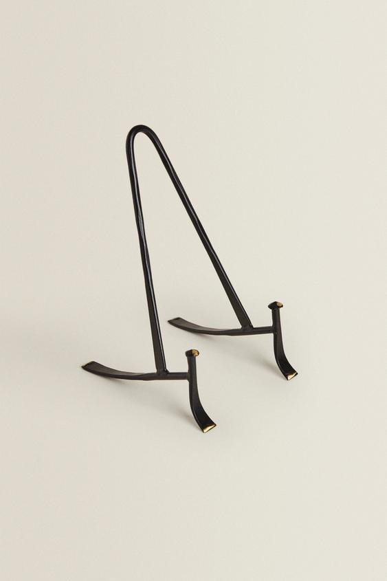 METAL STAND | Zara Canada