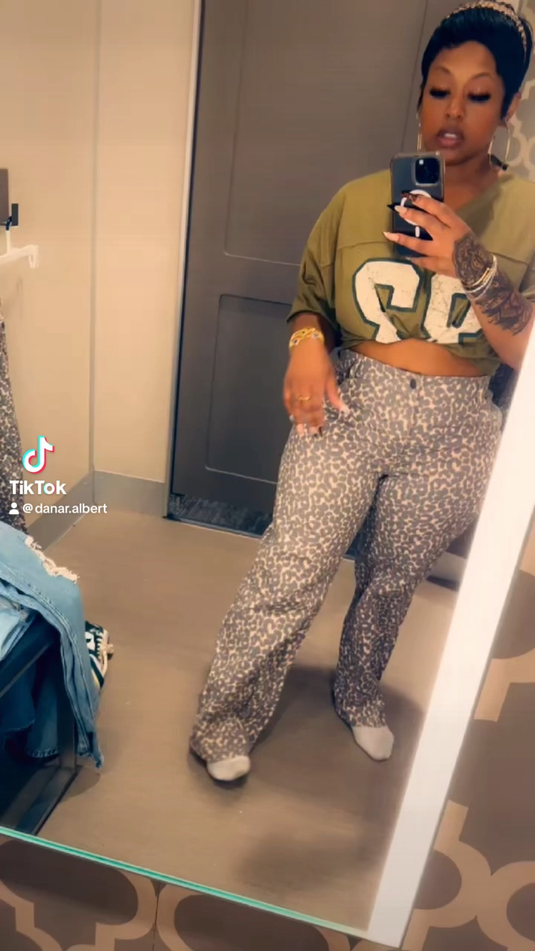 Leopard Jeans!

#LTKFindsUnder50 #LTKSeasonal #LTKMidsize