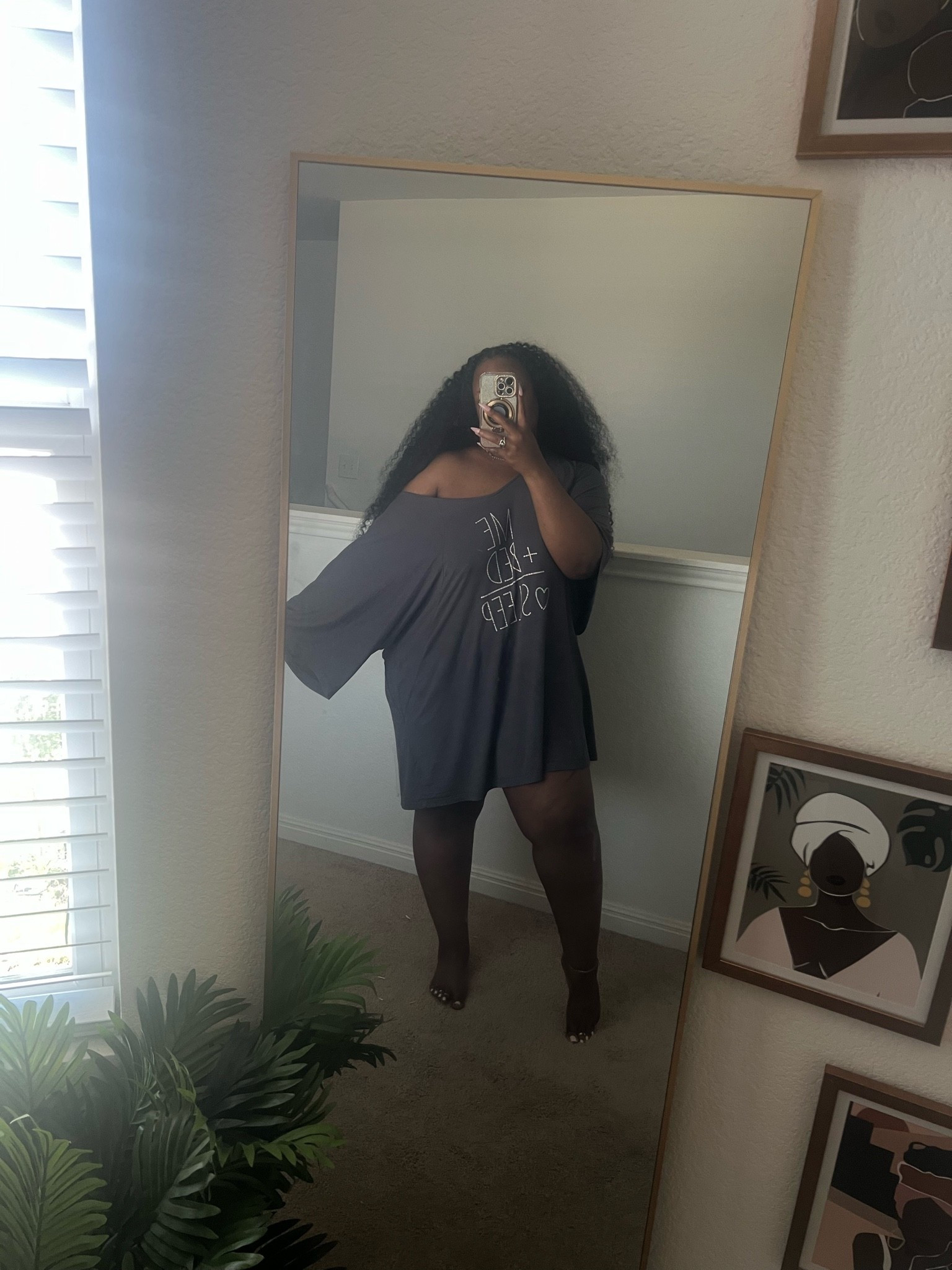 I live in this nightgown 🖤🫶🏾