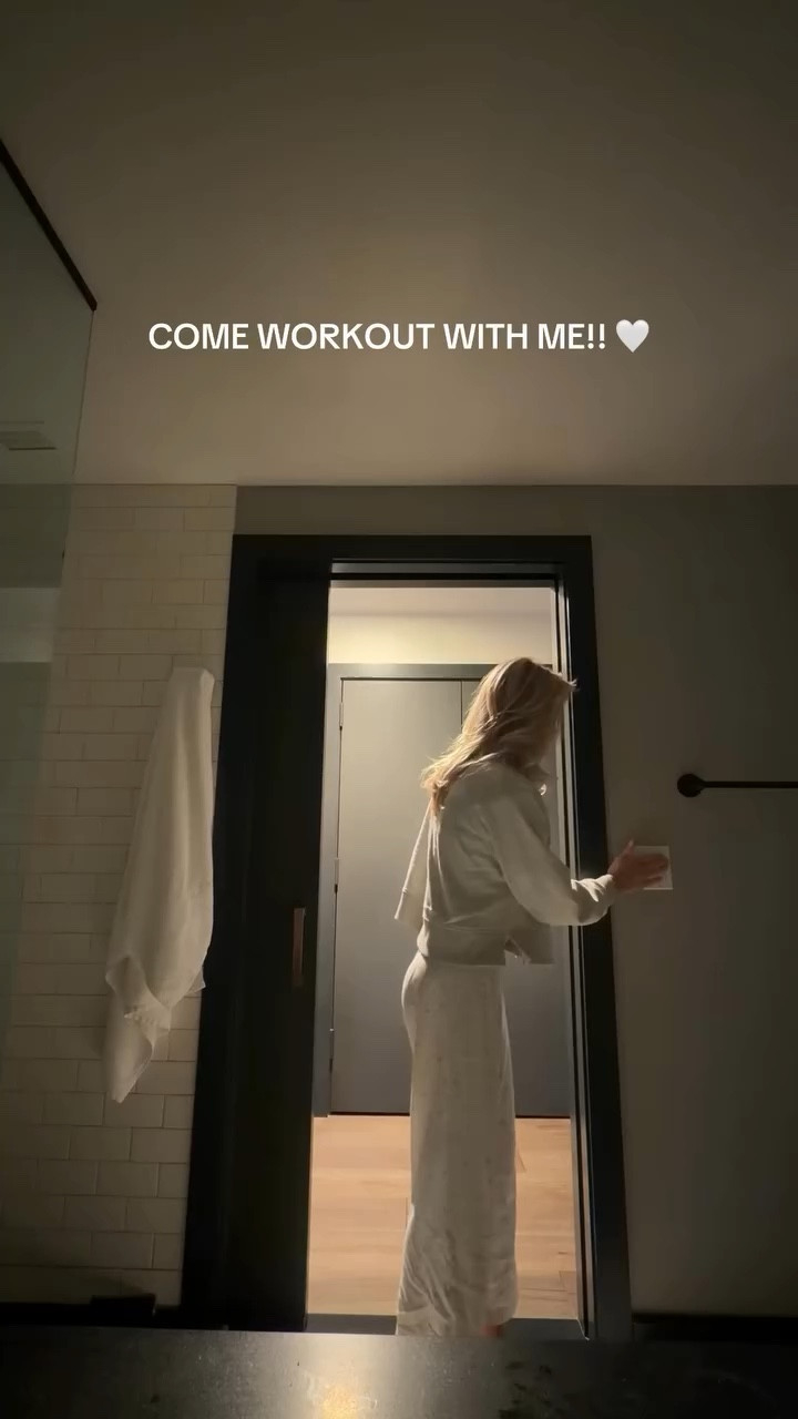 We are back with @themovementclub yayyy!!!! 🤭✨

#LTKgrwm #LTKdayinmylife #LTKvlog