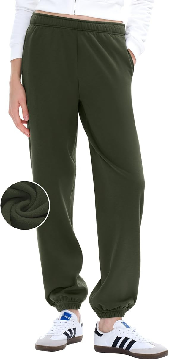 PUMIEY Women’s High Waisted Sweatpants Fleece Baggy Sweat Pants Y2K Lounge Joggers Pants Three-... | Amazon (US)